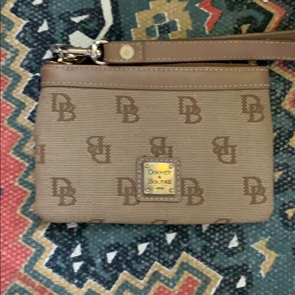 Authentic vintage Dooney & Borke wristlet